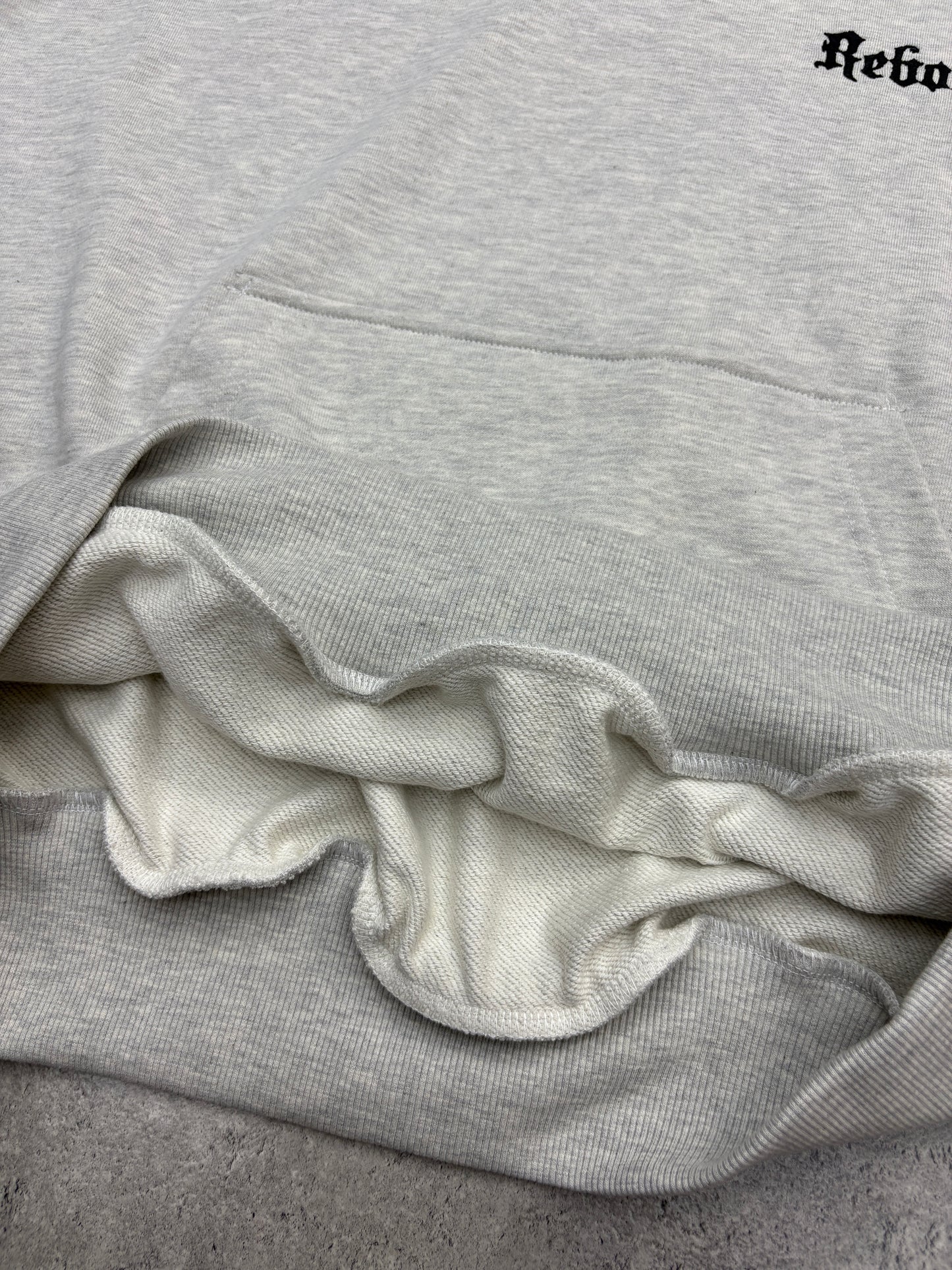 Bluza minimalist szara