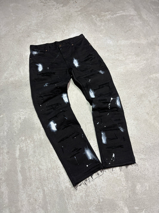 ripped jeans with stains CZARNE