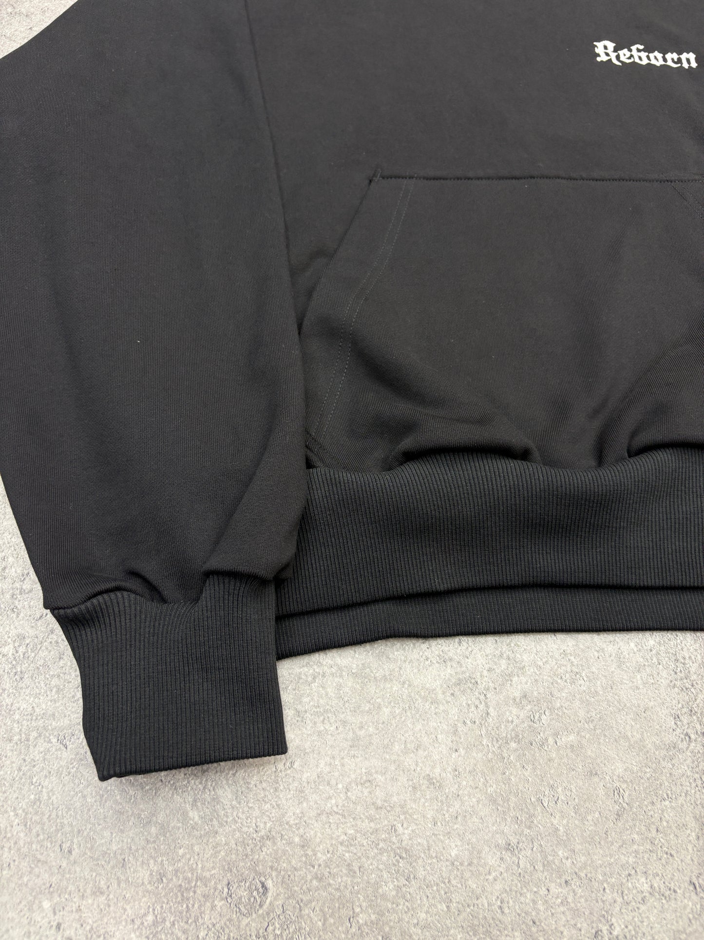 Bluza minimalist czarna