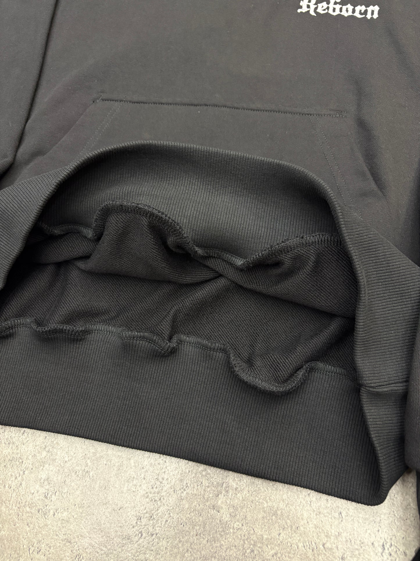 Bluza minimalist czarna